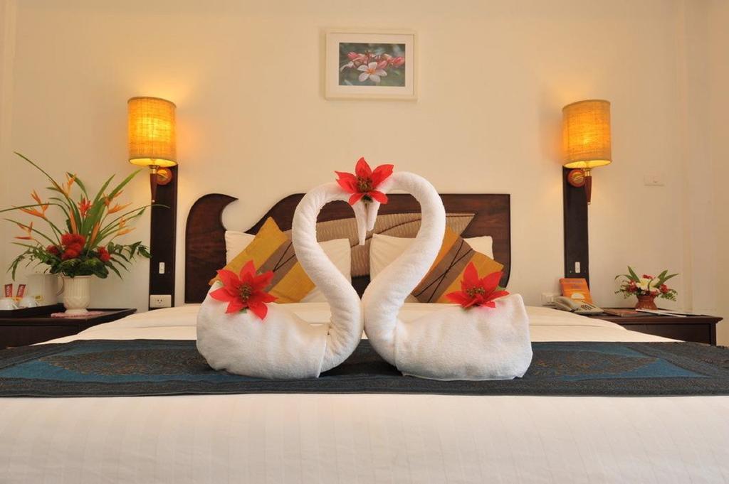 The Privacy Beach Resort & Spa Sam Roi Yot Exterior photo