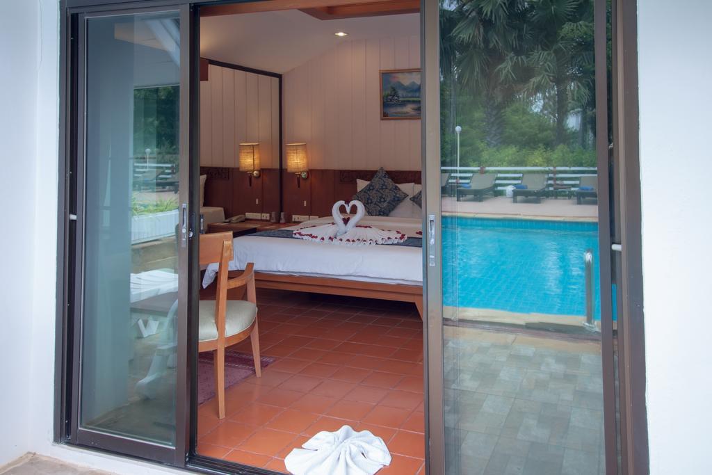 The Privacy Beach Resort & Spa Sam Roi Yot Exterior photo